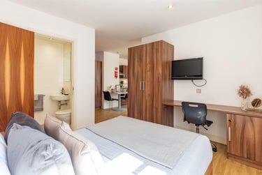 1 bed studio, 4 Dighton Street, Kingsdown, Bristol, BS28AU - Image 12